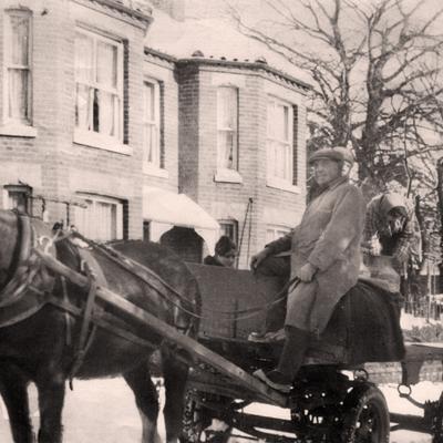 GB-REE-2006251143 Dick Vout Milk Delivery.jpg